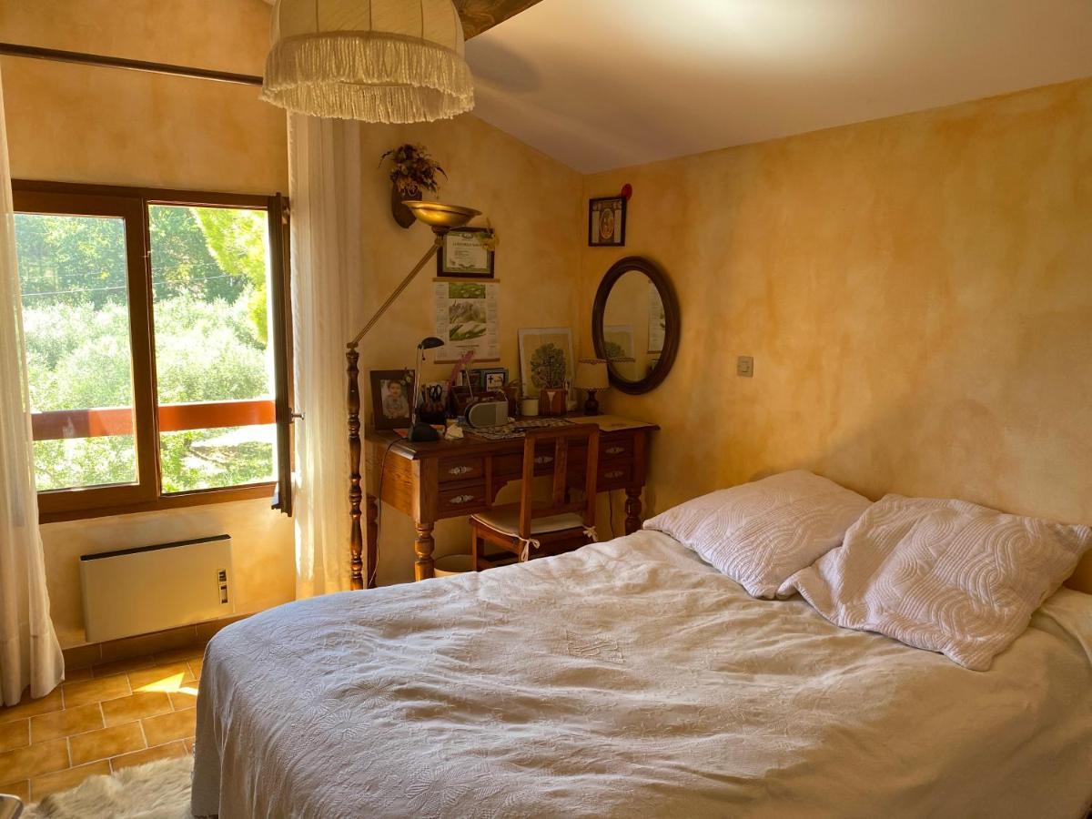 Maison Provencale En Campagne A Éguilles Exteriér fotografie